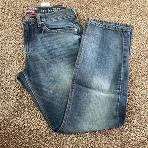 listing-status-banner